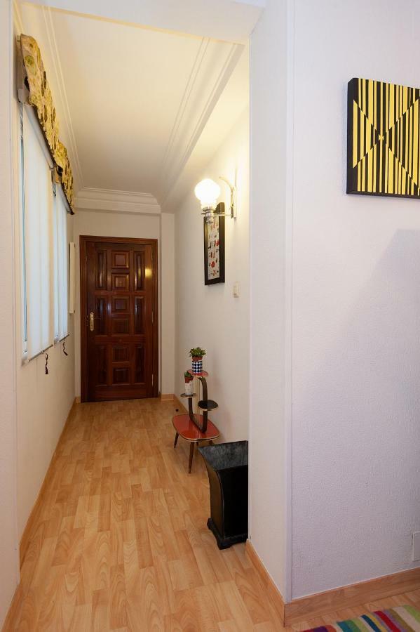 דירות א-קורוניה Retro Vintage Recien Reformado En Centro Coruna מראה חיצוני תמונה